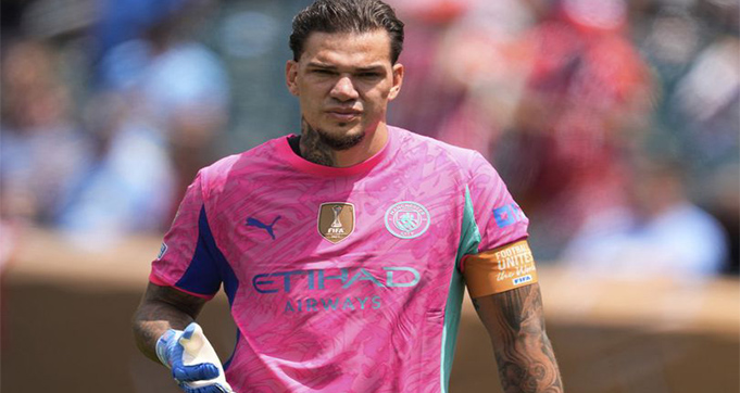 Galatasaray Sodorkan Tawaran Untuk Ederson Sang Kiper